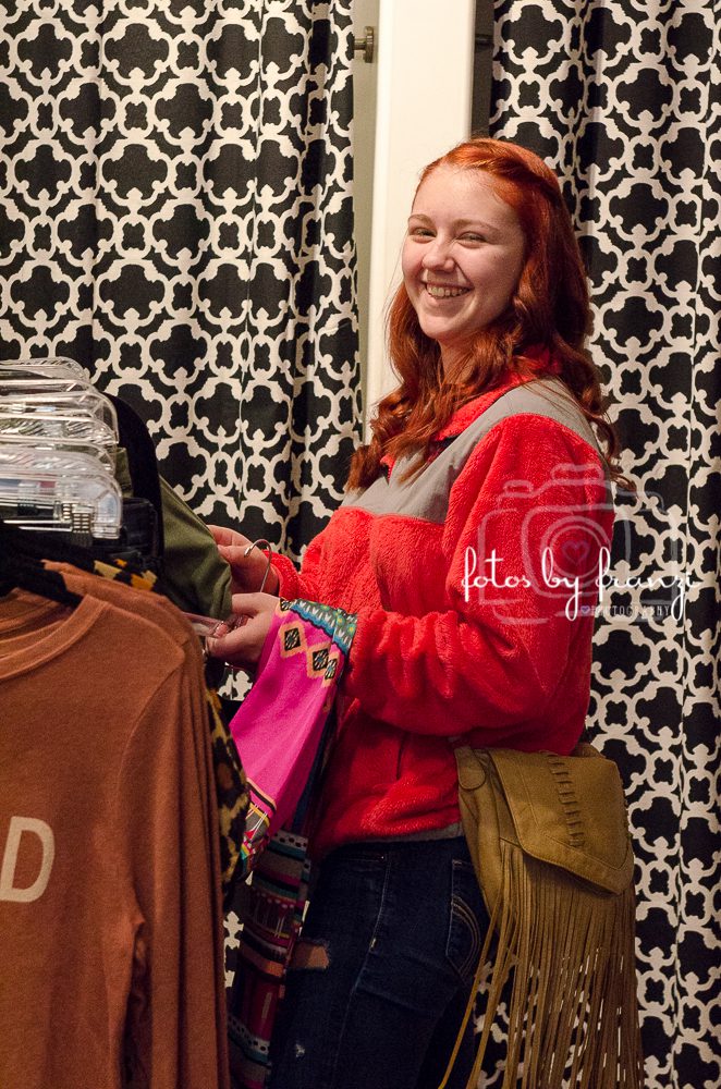 Senior Model Experience | Clothing Details | Session Details | Fotos by Franzi Photography