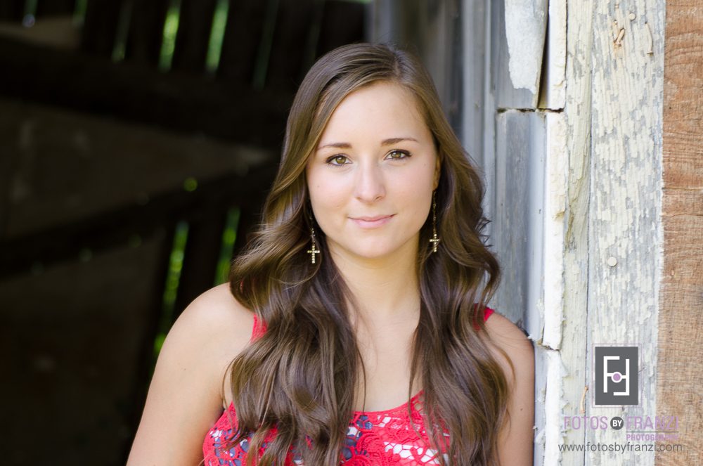 Summer Senior Session | 4th of July Session | Patriotic Theme | Clothing Details | Session Details | Fotos by Franzi Photography-2