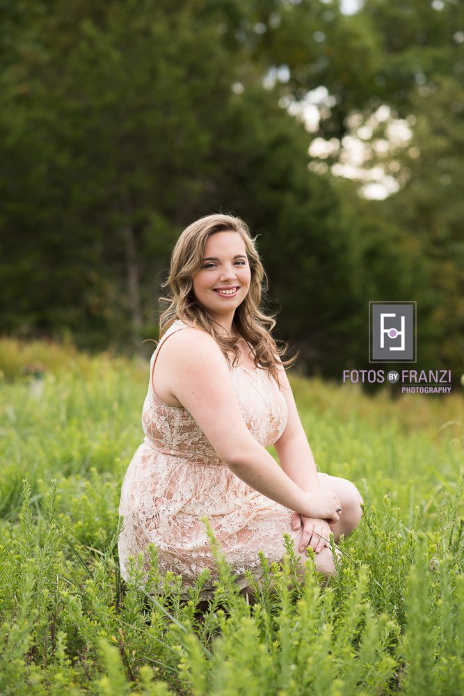 Fall Senior Session | Clothing Details | Session Details | Fotos by Franzi Photography
