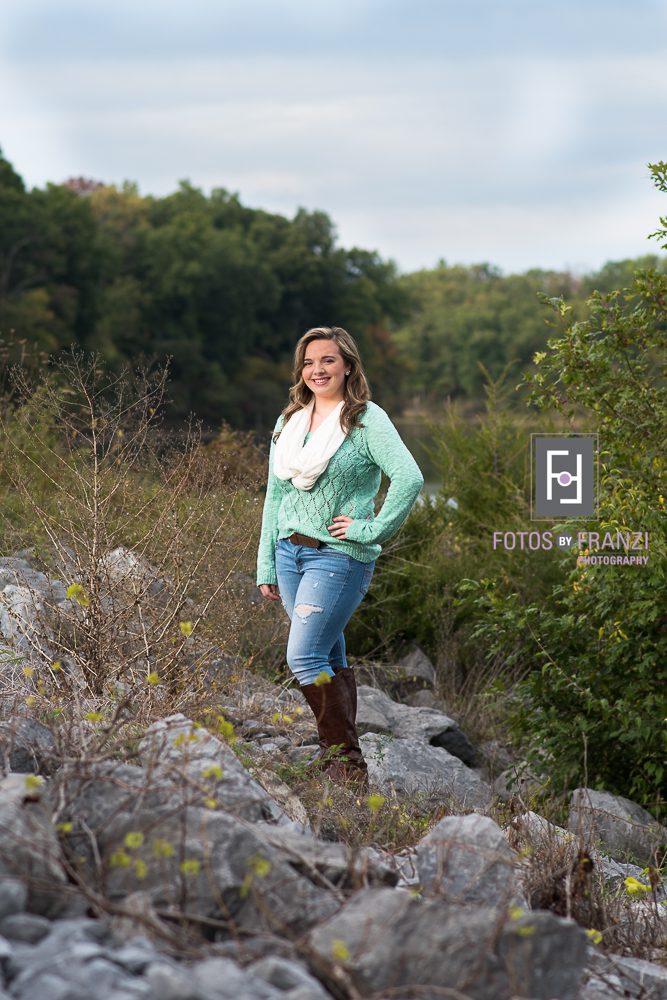 Fall Senior Session | Clothing Details | Session Details | Fotos by Franzi Photography