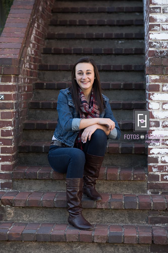 Fall Senior Session | Clothing Details | Session Details | Fotos by Franzi Photography