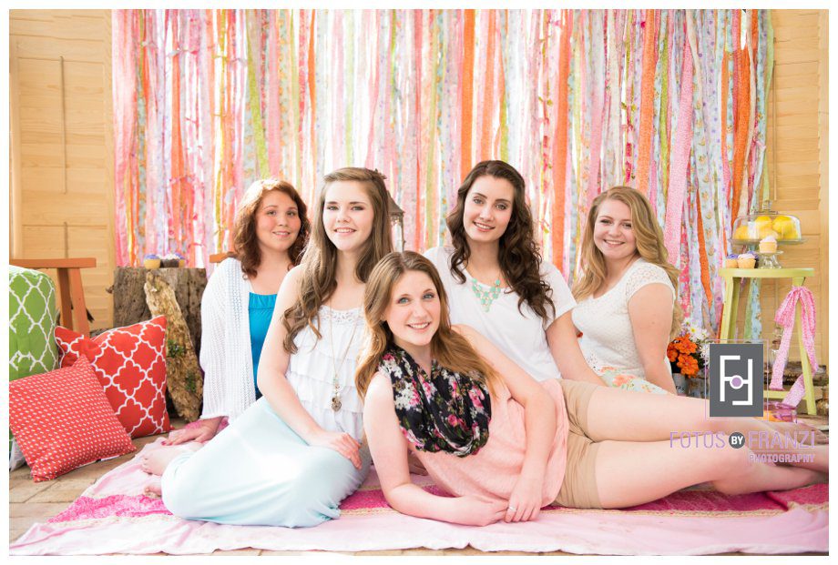 Spring Group of Girls April Showers Themed Styled Session | Senior Session | Pink & Purple | Fotos by Franzi Photography