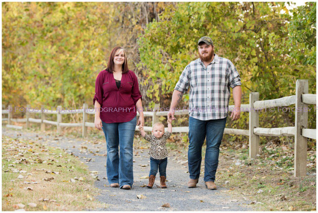 Guessford Family Portraits | Front Royal Golf Course | Front Royal, Virginia