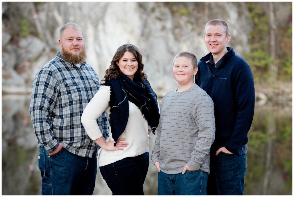 Thera VanDerveer Photography | Family Portrait Session | Front Royal, Virgnia Photographer6