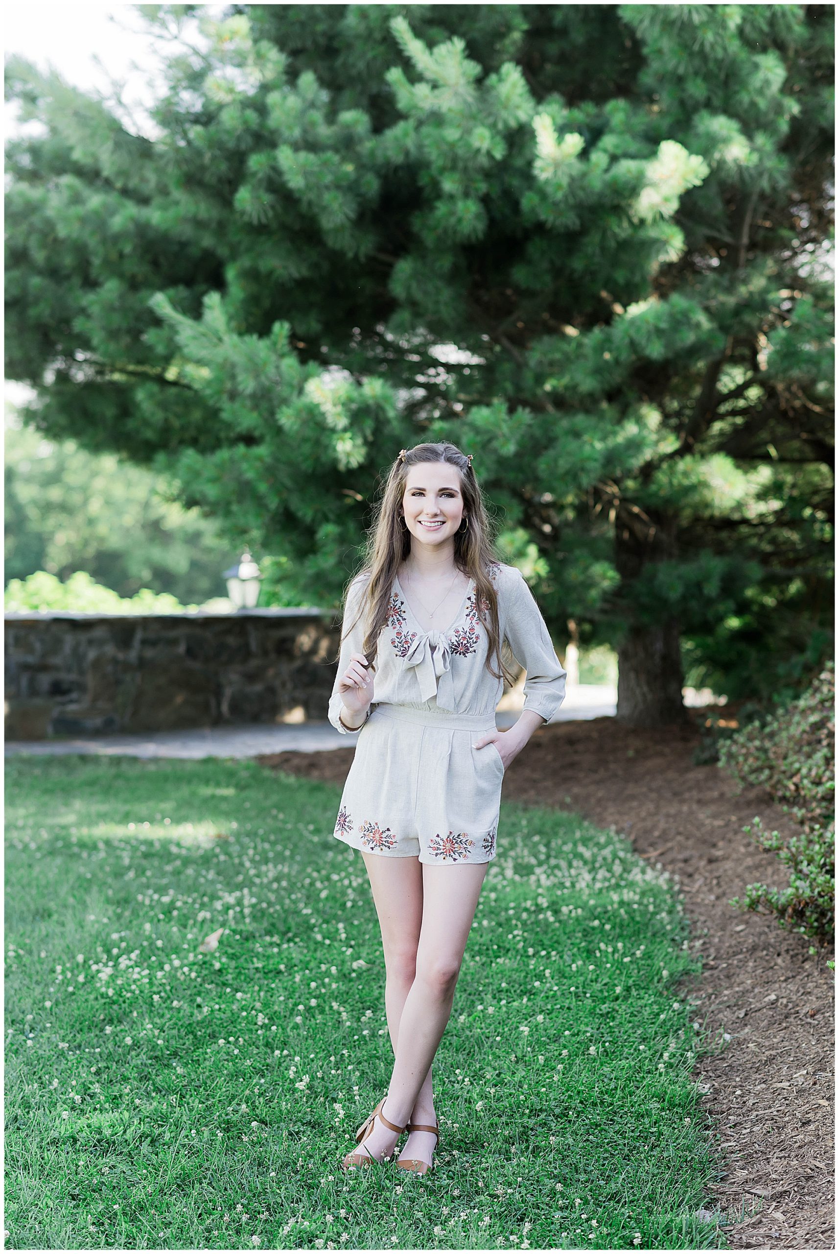 Jenna High School Senior Session Bluemont Vineyard Foggy Bottom Virginia Franzi Lee Photography-5971.jpg